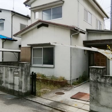 松山市居相町