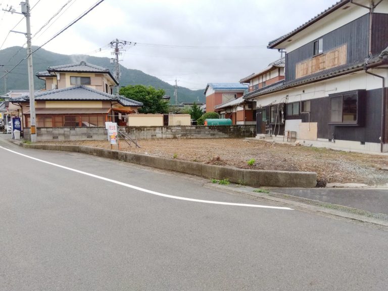 イメージ：西予市宇和町れんげ1965-30